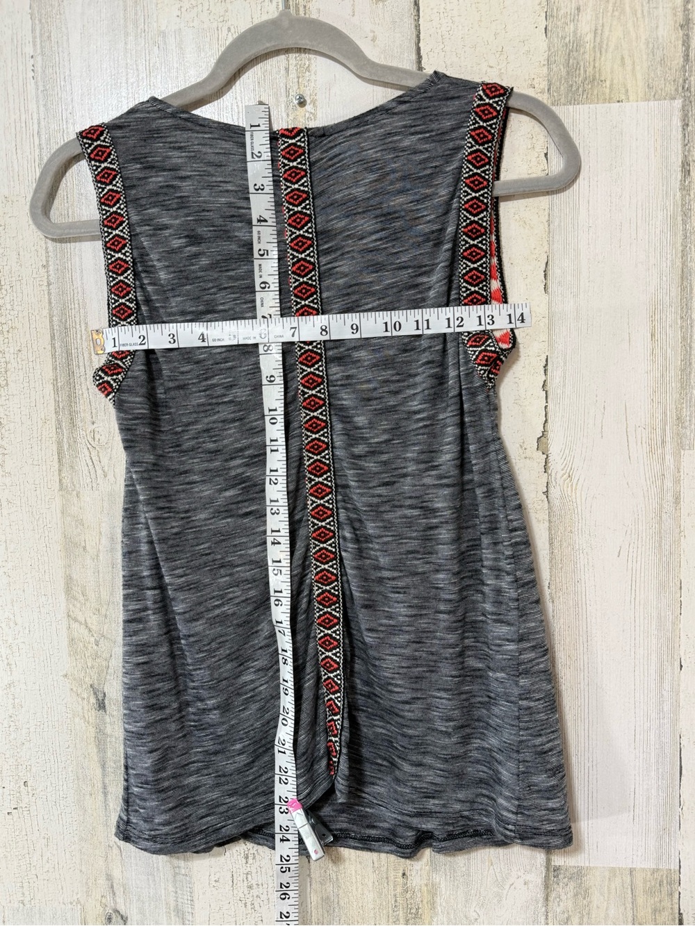 W5 Gray Knit Sleeveless Tank with Red Patterned Shoulder Trim - Picture 4 of 6